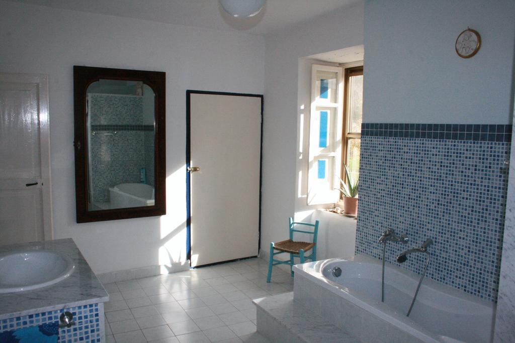 Bed and Breakfast Art & Breakfast Ripabottoni Номер фото
